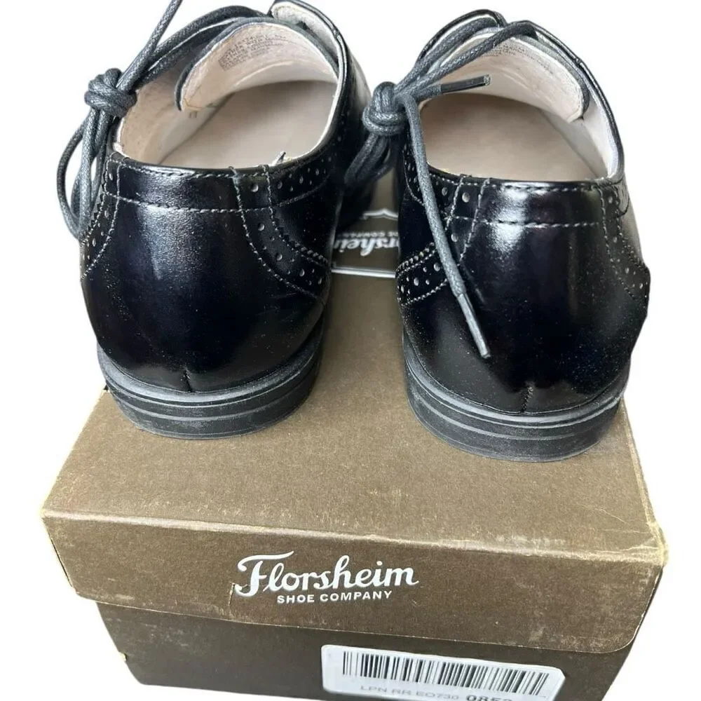 NEW Florsheim Boys Reveal Jr. Black Wingtip Oxford 5M